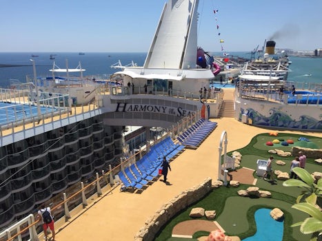View of mini golf to Abyss