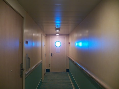 The portal door to the forward deck 11