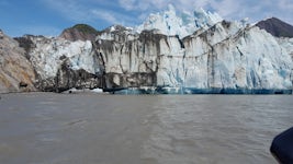 Sawyer Glacier in Tracy Arm AK