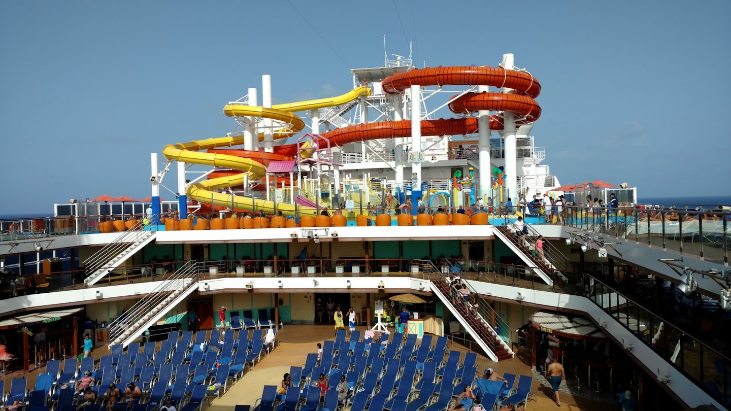The awesome "water park" on the Carnival Vista!