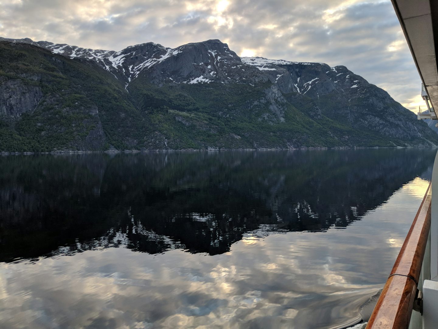 Arriving in Eidfjord