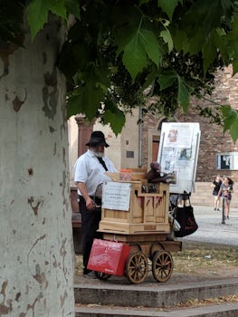 Organ grinder in Koblenz