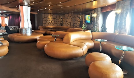 L'Insolito Lounge
