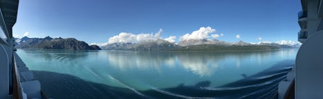 Calmly cruising from Glacier Bay.