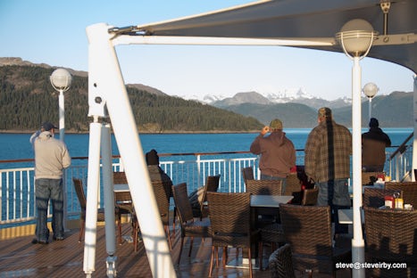 Glacier Bay from the Great Outdoors bar & grill