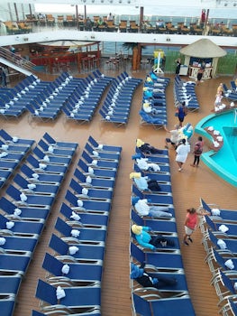 In the mornings they setup the lido deck like this