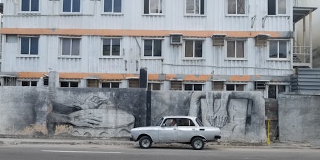 Walking around in Havana
