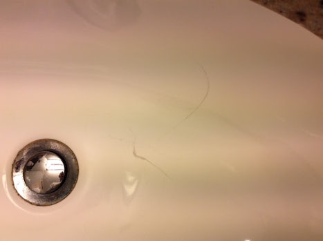Crack in the sink