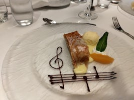 Another amazing dessert at the dinner service on the ship