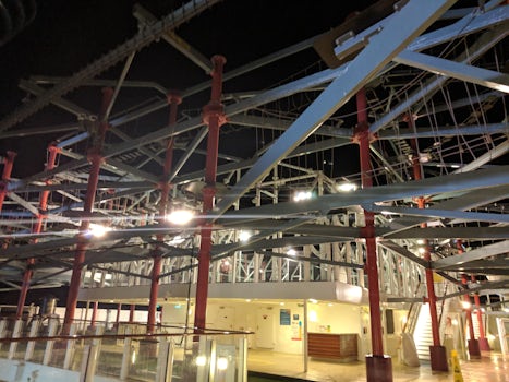 Picture of ropes course at night