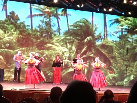 Hawaiian show on ship in Honolulu