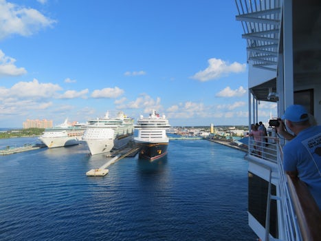 One of 4 big American ships in Nassau - a daily occurrence apparently