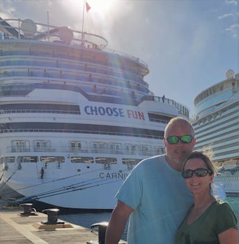 Getting back on the Carnival Horizon after a fun day at St. Maarten.