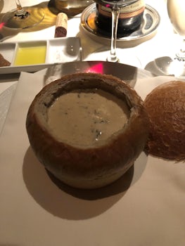 The best mushroom soup in a bread bowl you will have ever tasted in Prego.