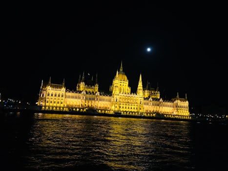 First night - Budapest evening cruise