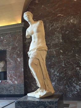 Venus de Milo, Louvre