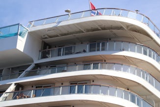 Explorer Suite Balcony