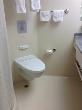 Small but functional bathroom.