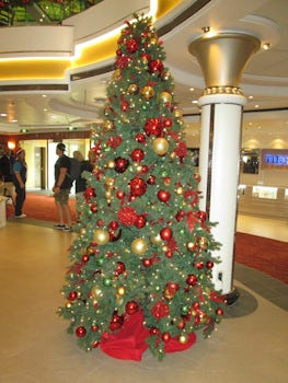 Christmas tree outside of guest services on the NCL Star