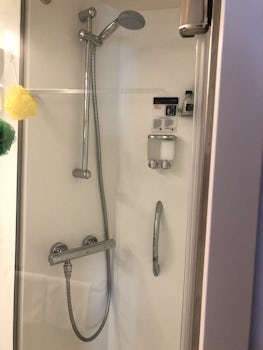 Shower in Cabin 11122