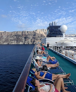 Photo 2: Horizon Deck 12 sailing away from Santorini