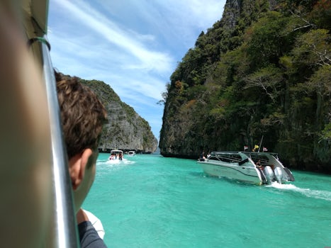 Phi Phi Islands excursion - recommended!