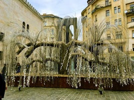 Budapest Synagogue Tree of Life, Budapest, Hungary