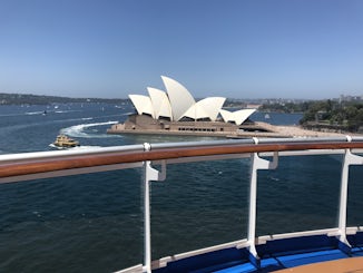 Leaving Sydney bound for New Zealand 