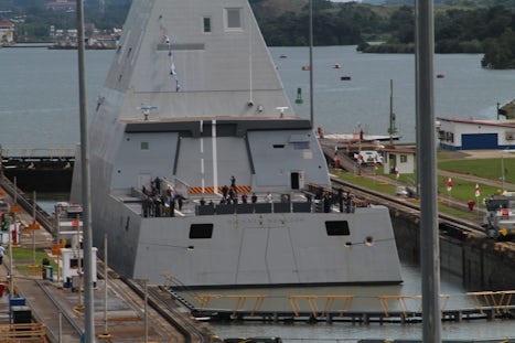 USS Moonsor in the Panama Canal
