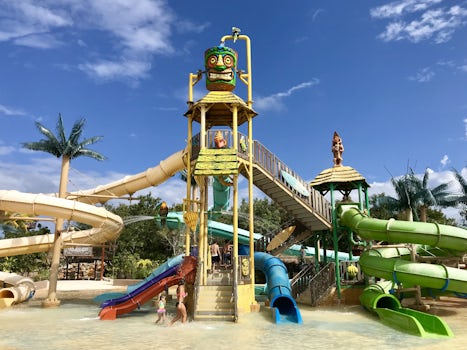 Costa Maya Aqua Park 