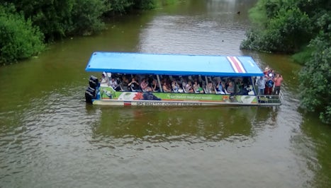 Canal Boats Limon Costa Rica
