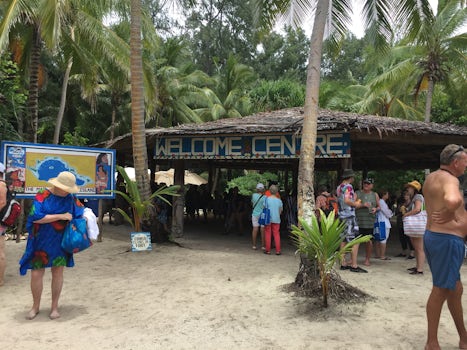 Central area on the Conflict Islands.  This is where the bar and food area 