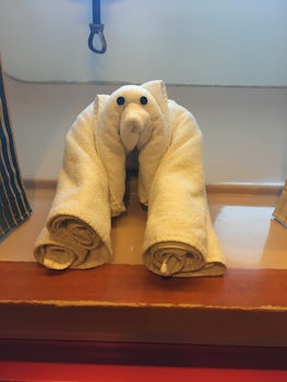 porthole towel animal