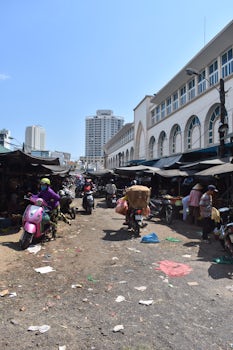 Nha Trang Vietnam market......was disappointed in the filth. Did not feel s