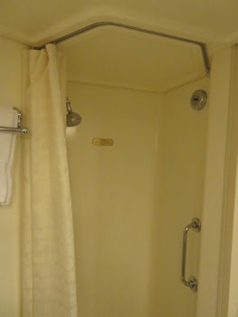 Shower, Cabin A341
