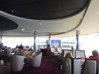 The sky lounge. There were not enough seats in here either. What there was 