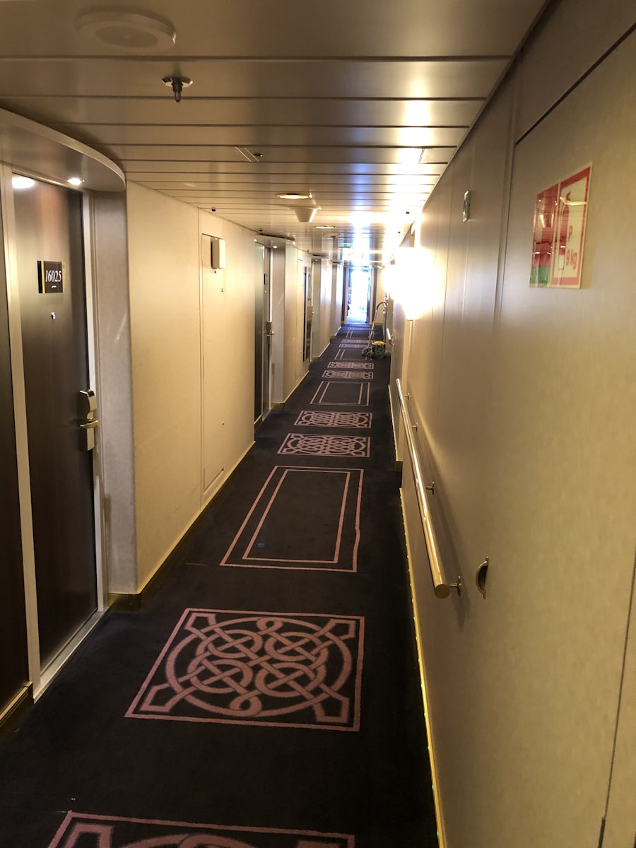 Yacht Club corridor