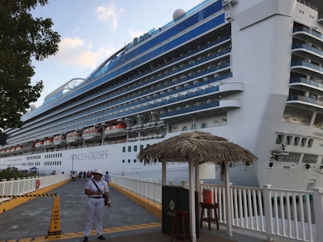 Easy, close exit in the port of Roatan