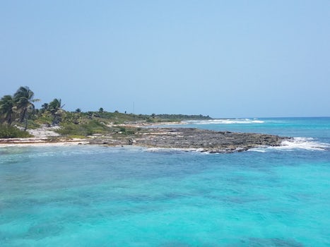 Beautiful shoreline of Costa Maya. No public beach access at port. 