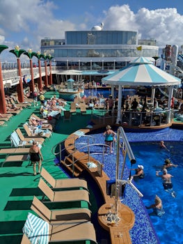 This is the pool area on Deck 12 there are two pools with hot tubs the stag