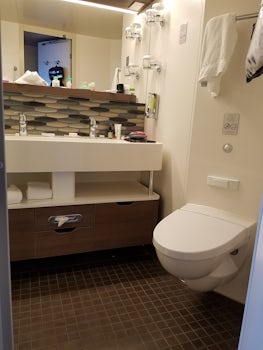 10786 Bathroom