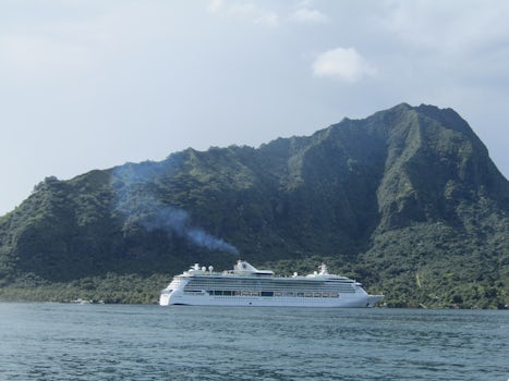 Radiance of the Seas in Moorea