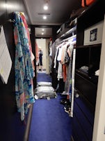I know this is sideway but you may get the idea of the large closet.