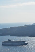 The ship from Fira