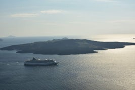 Santorini looks good on this ship!