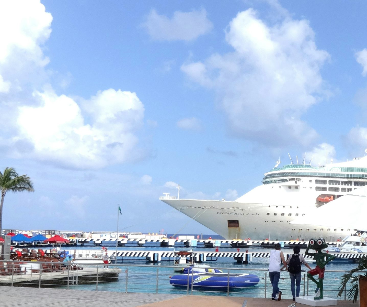 EoS at the pier in Costa Maya