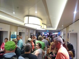 This line takes up several floors.  It felt like no AC was run while trying