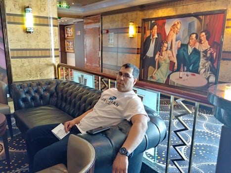 Hanging out in one of the bar lounges on the Norwegian Star.