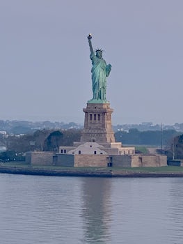 Welcome home from Lady Liberty.  There is nothing more chilling than sailin