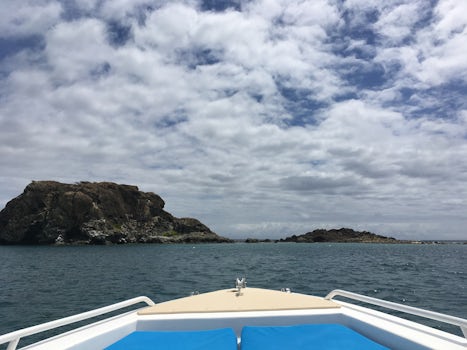 St Maarten - arriving at Creole Rock to snorkel
took 6-hour Robinson Boat 